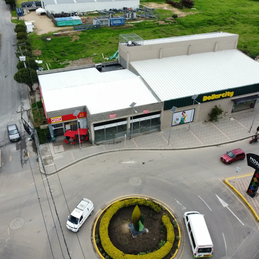 LOCALES COMERCIALES MOSQUERA I